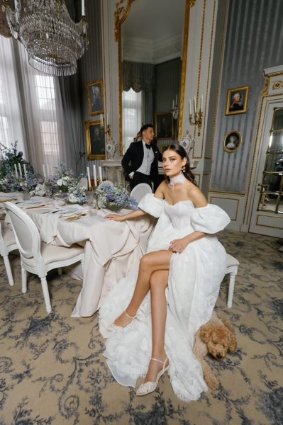 Modernes Brautkleid in der Bridal Boutique Heidelberg