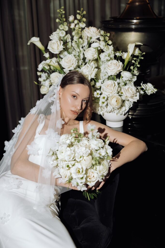 Modernes Brautkleid in der Bridal Boutique Heidelberg